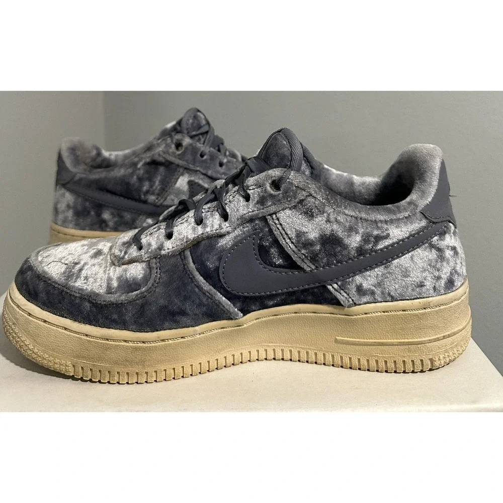 Nike Air Force 1 Low Youth Size 4Y Blue Sneakers Velvet 849345-401